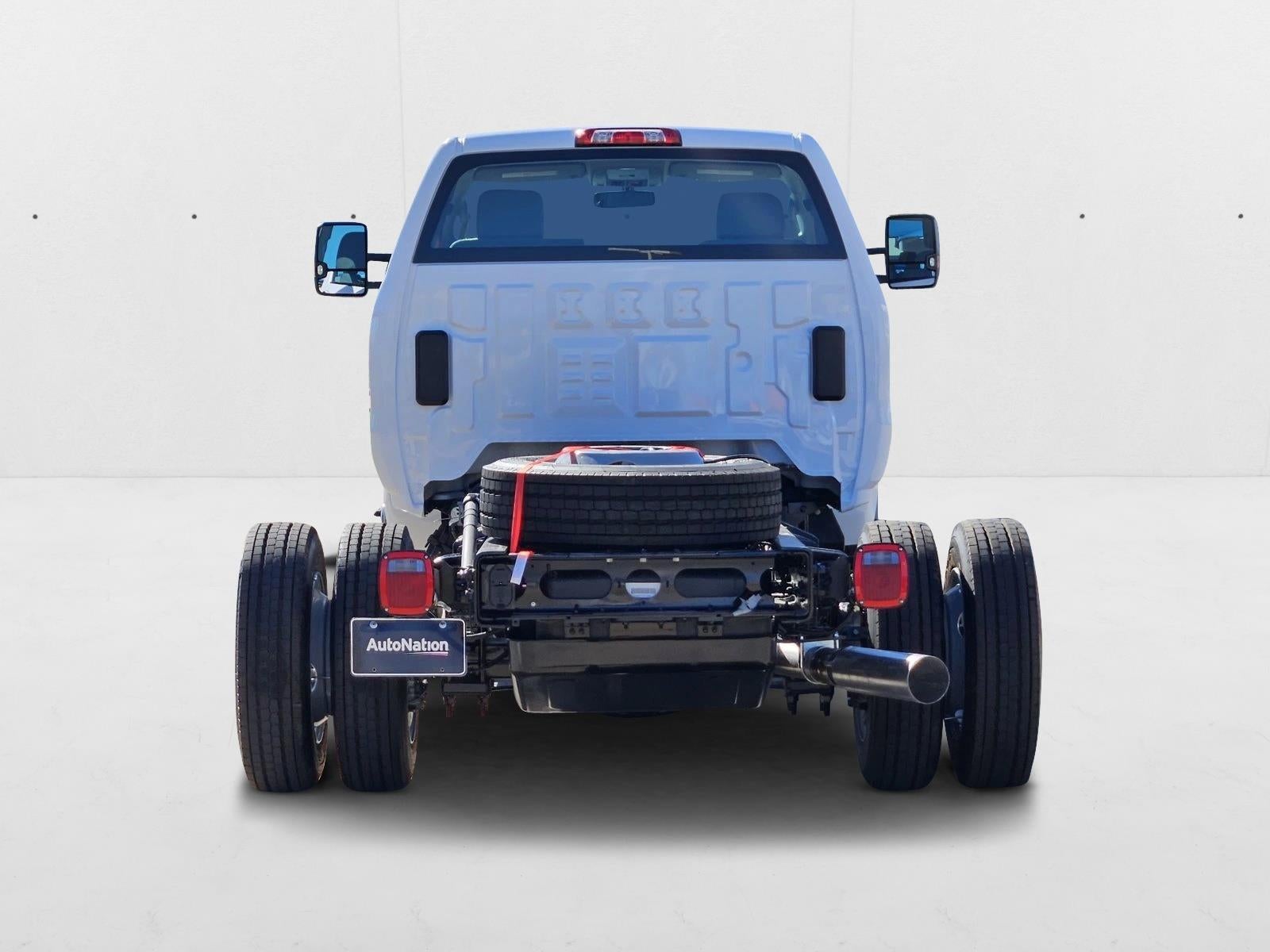 2024 Chevrolet Silverado 4500 HD LT