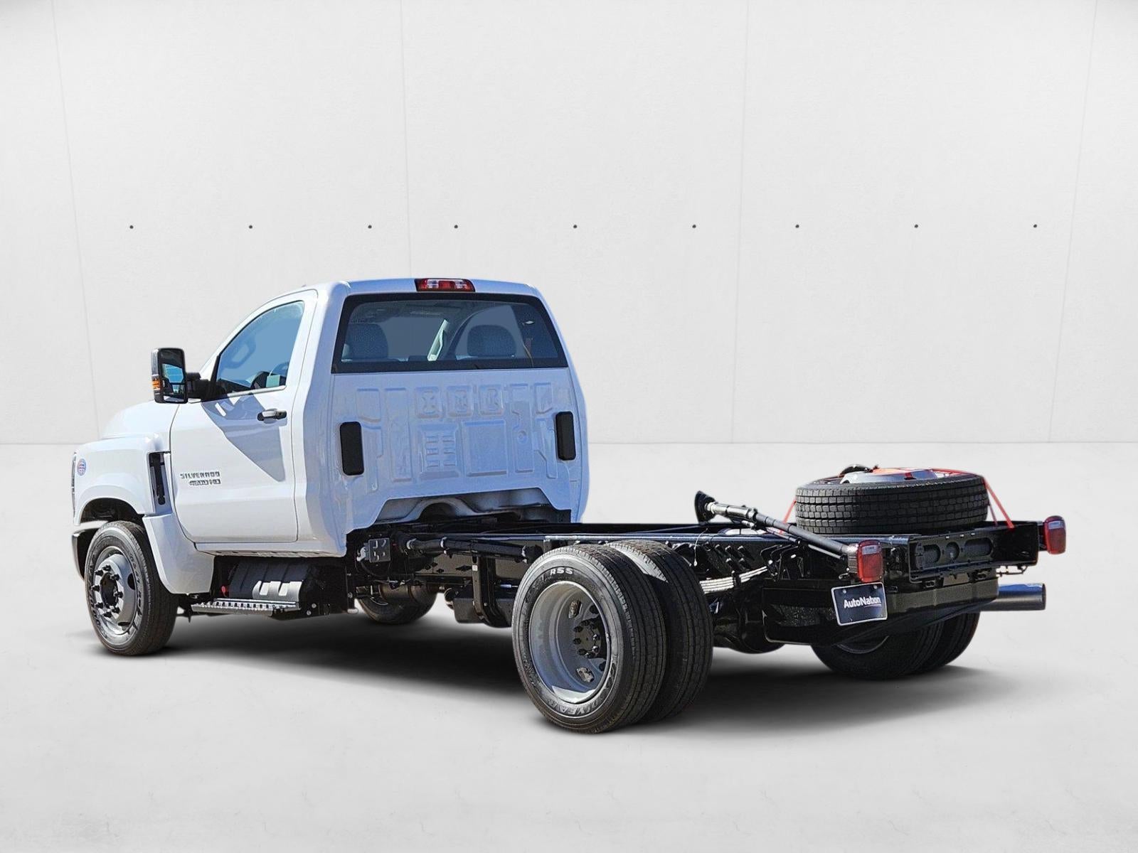 2024 Chevrolet Silverado 4500 HD LT