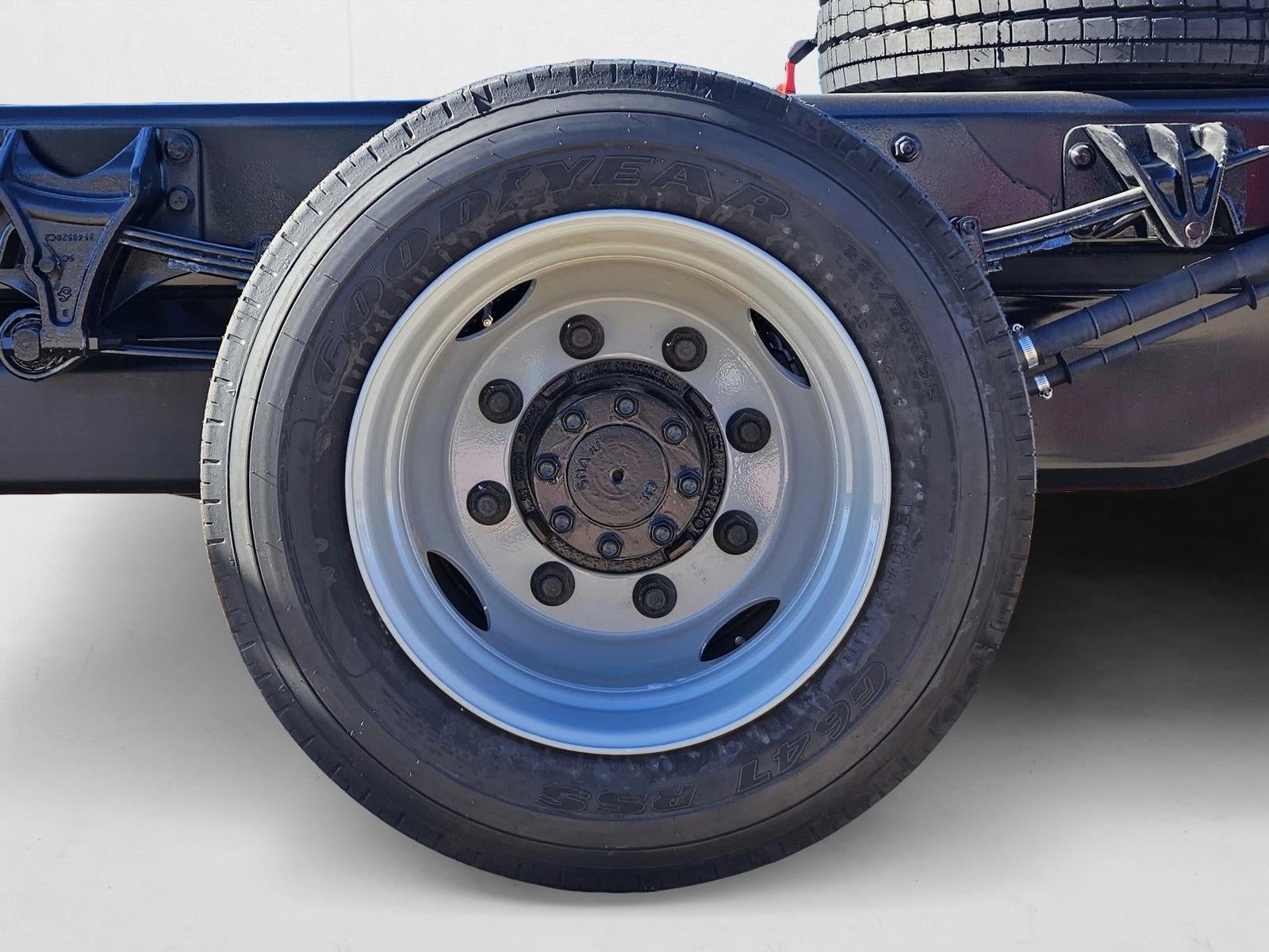 2024 Chevrolet Silverado 4500 HD LT