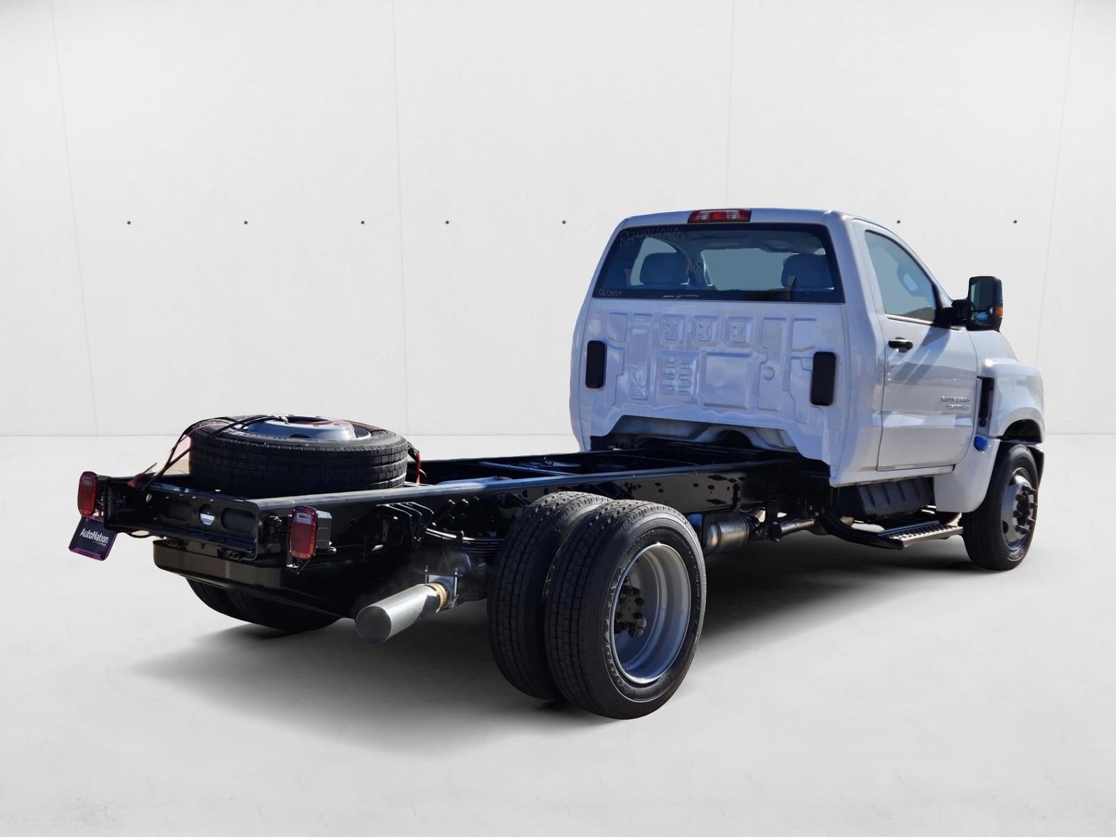 2024 Chevrolet Silverado 4500 HD LT