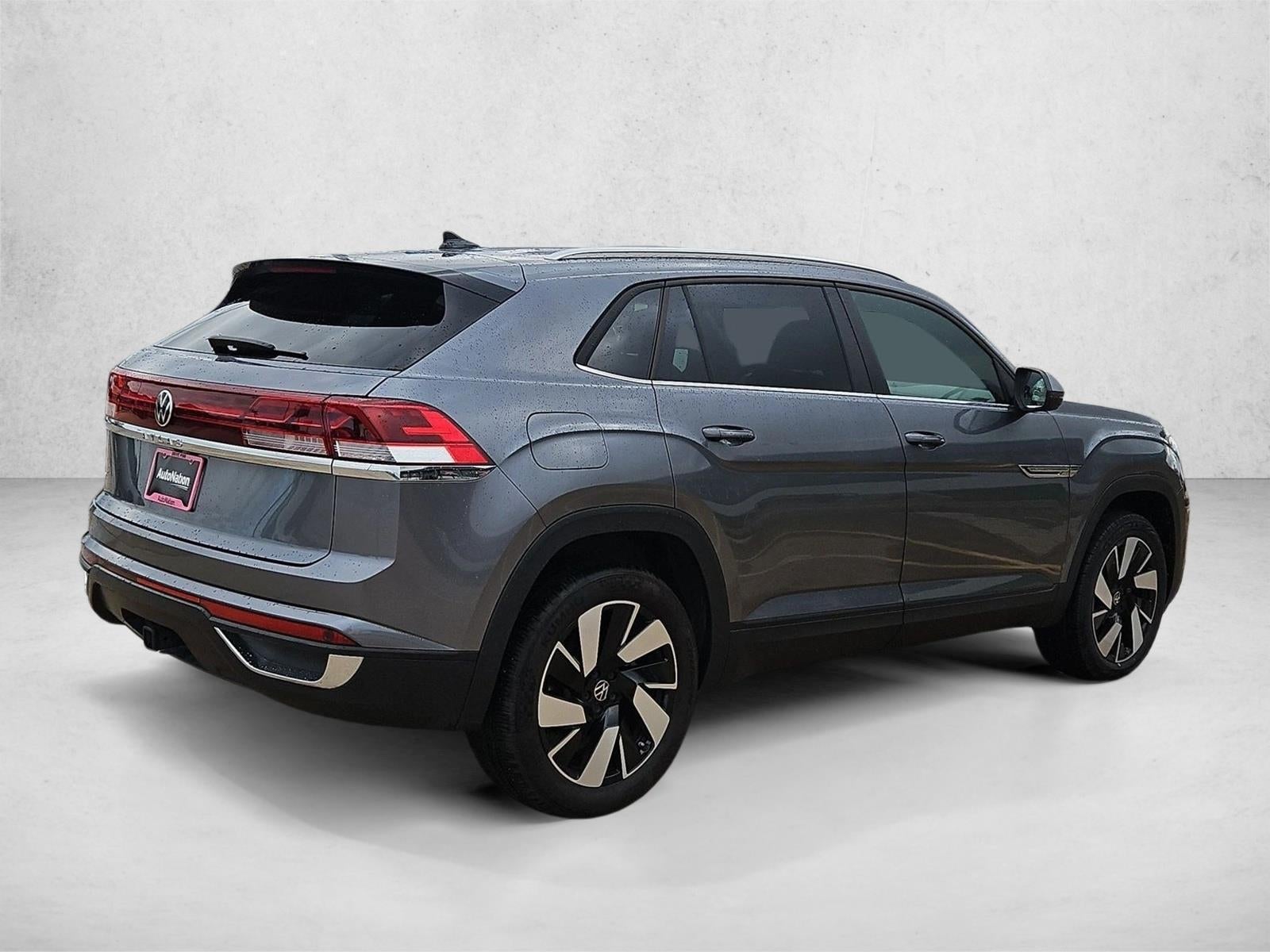 2025 Volkswagen Atlas Cross Sport 2.0T SE w/Technology