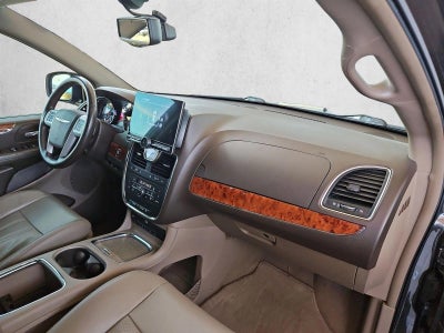 2015 Chrysler Town & Country Touring-L