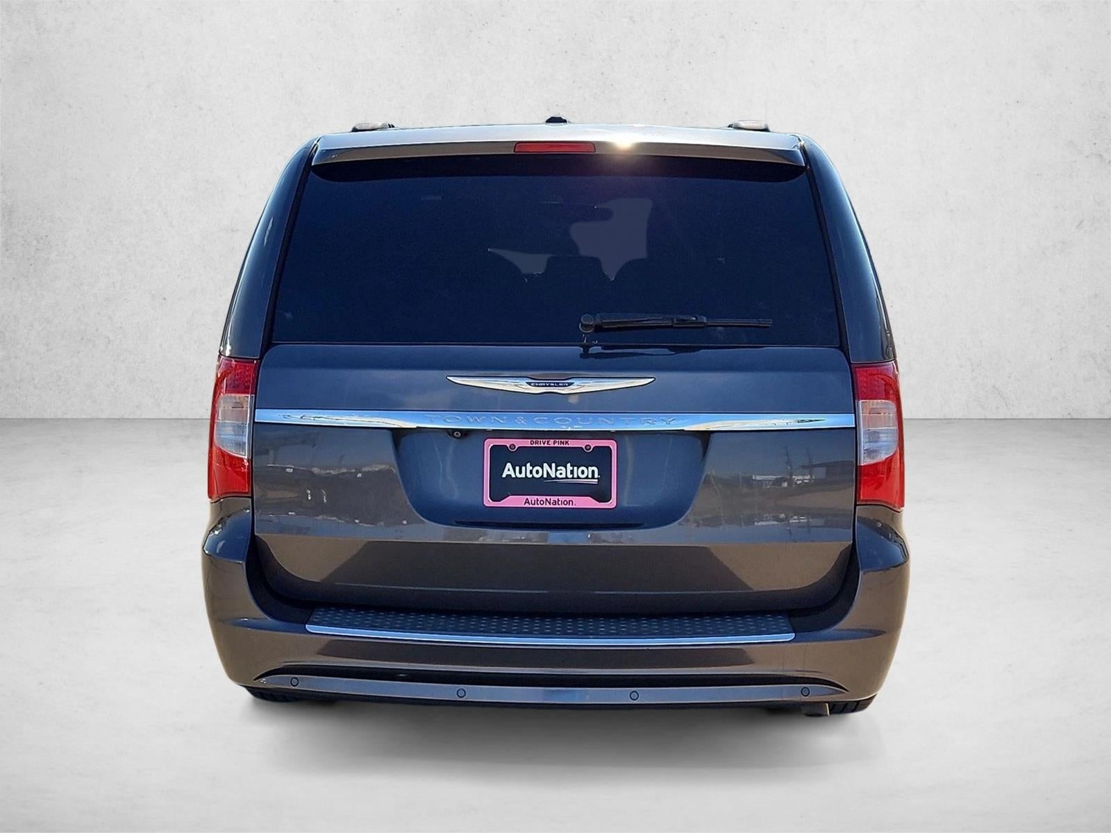 2015 Chrysler Town & Country Touring-L