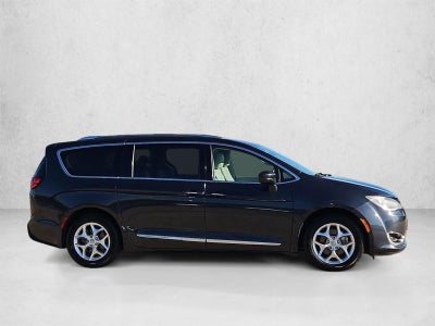 2020 Chrysler Pacifica Touring L Plus