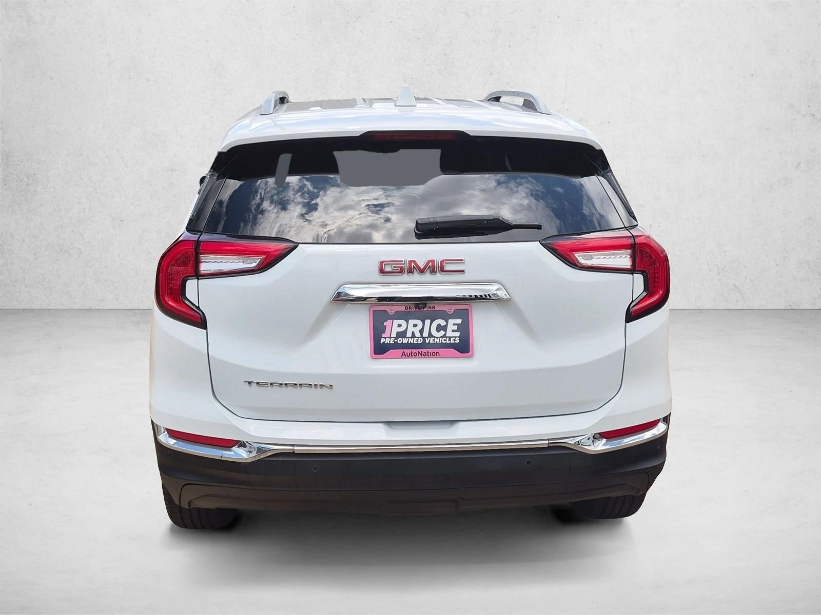 2022 GMC Terrain SLT