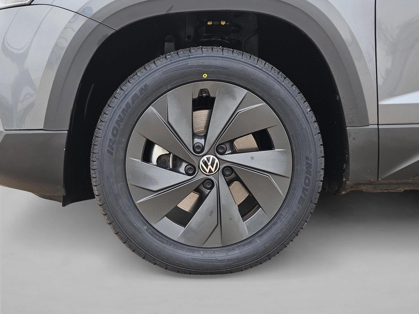 2025 Volkswagen Taos S