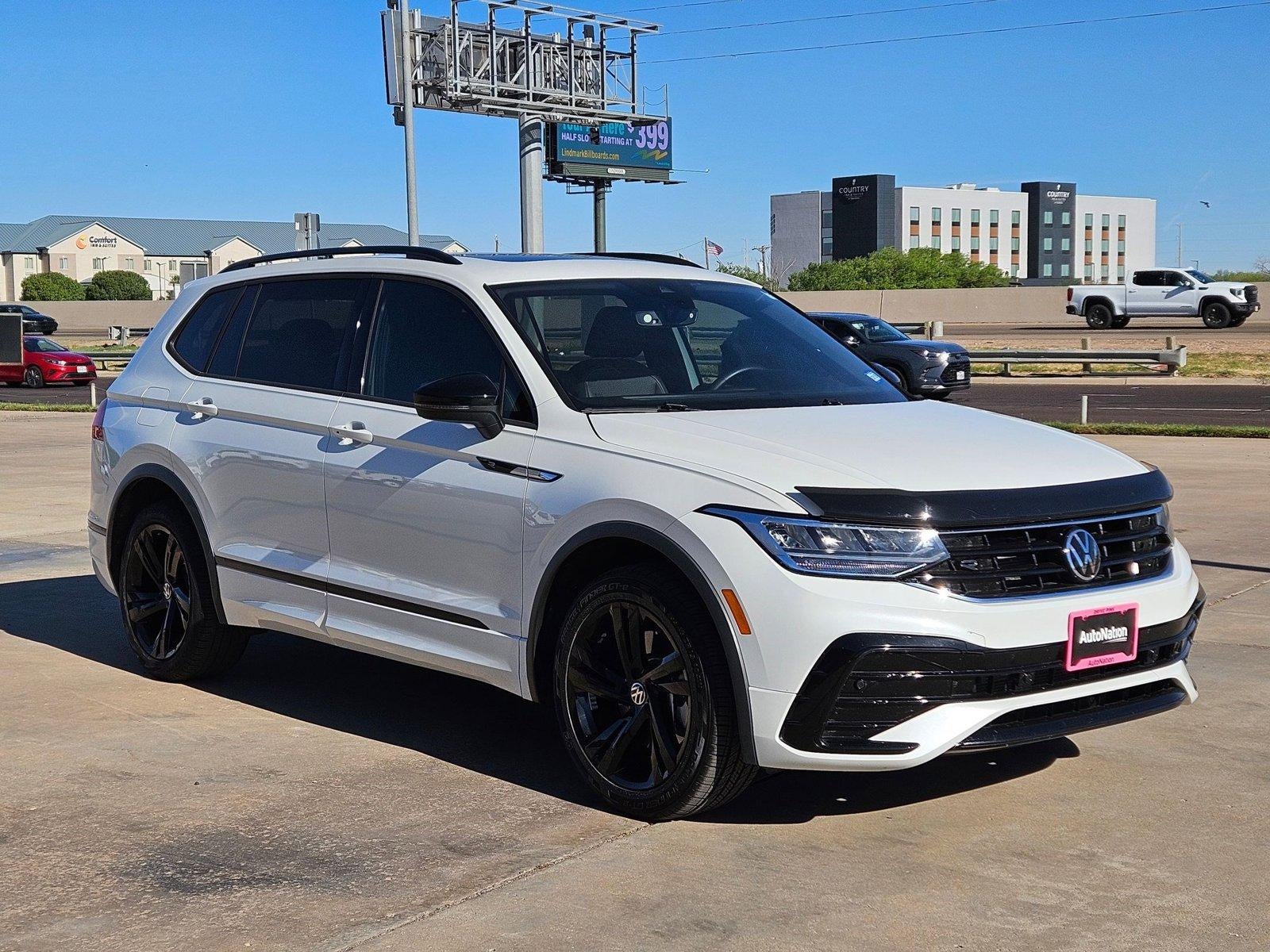 2023 Volkswagen Tiguan SE R-Line Black