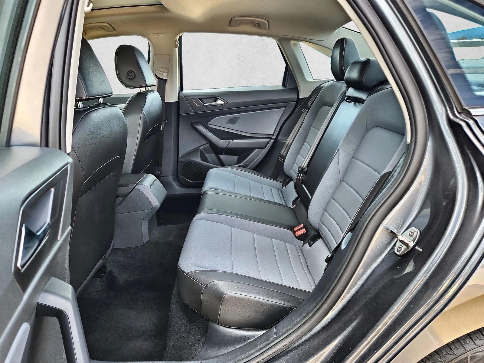 2025 Volkswagen Jetta SE
