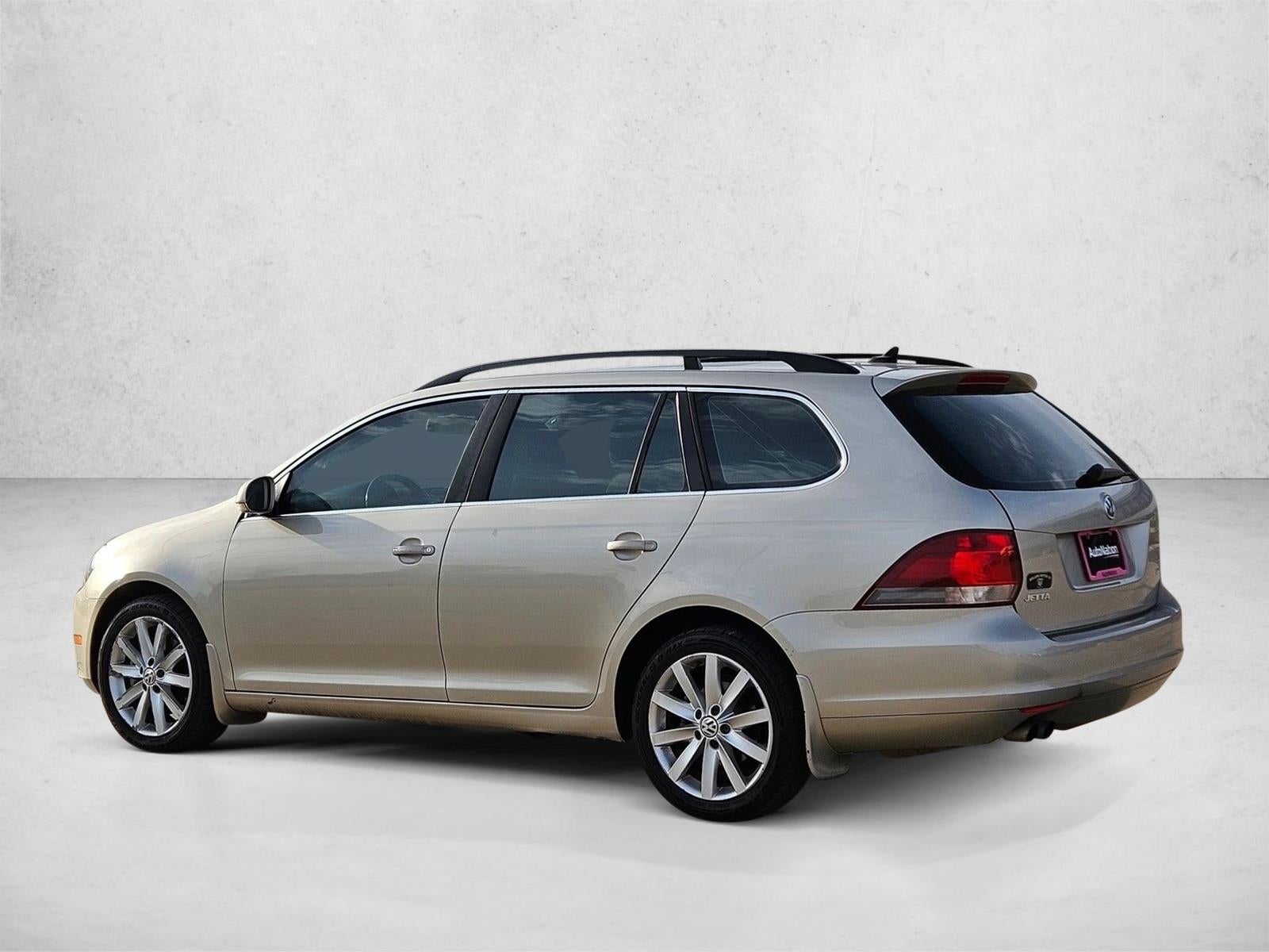 2014 Volkswagen Jetta SportWagen TDI w/Sunroof