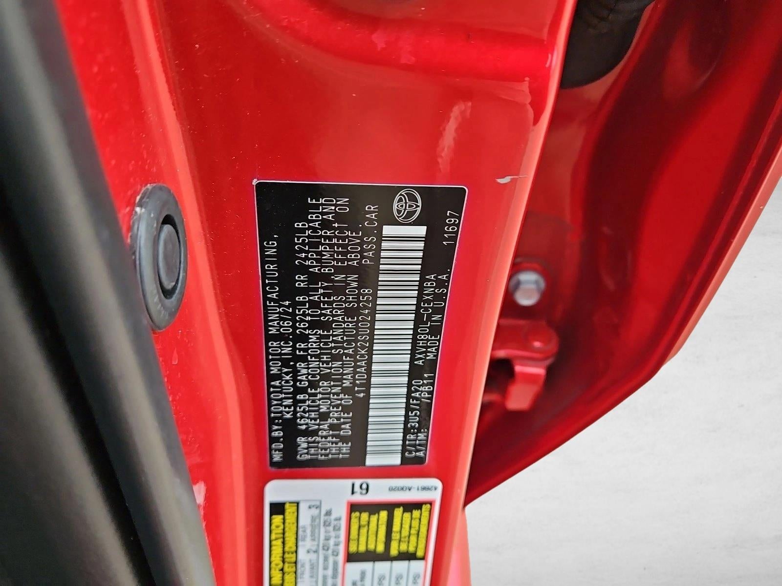 2025 Toyota Camry LE