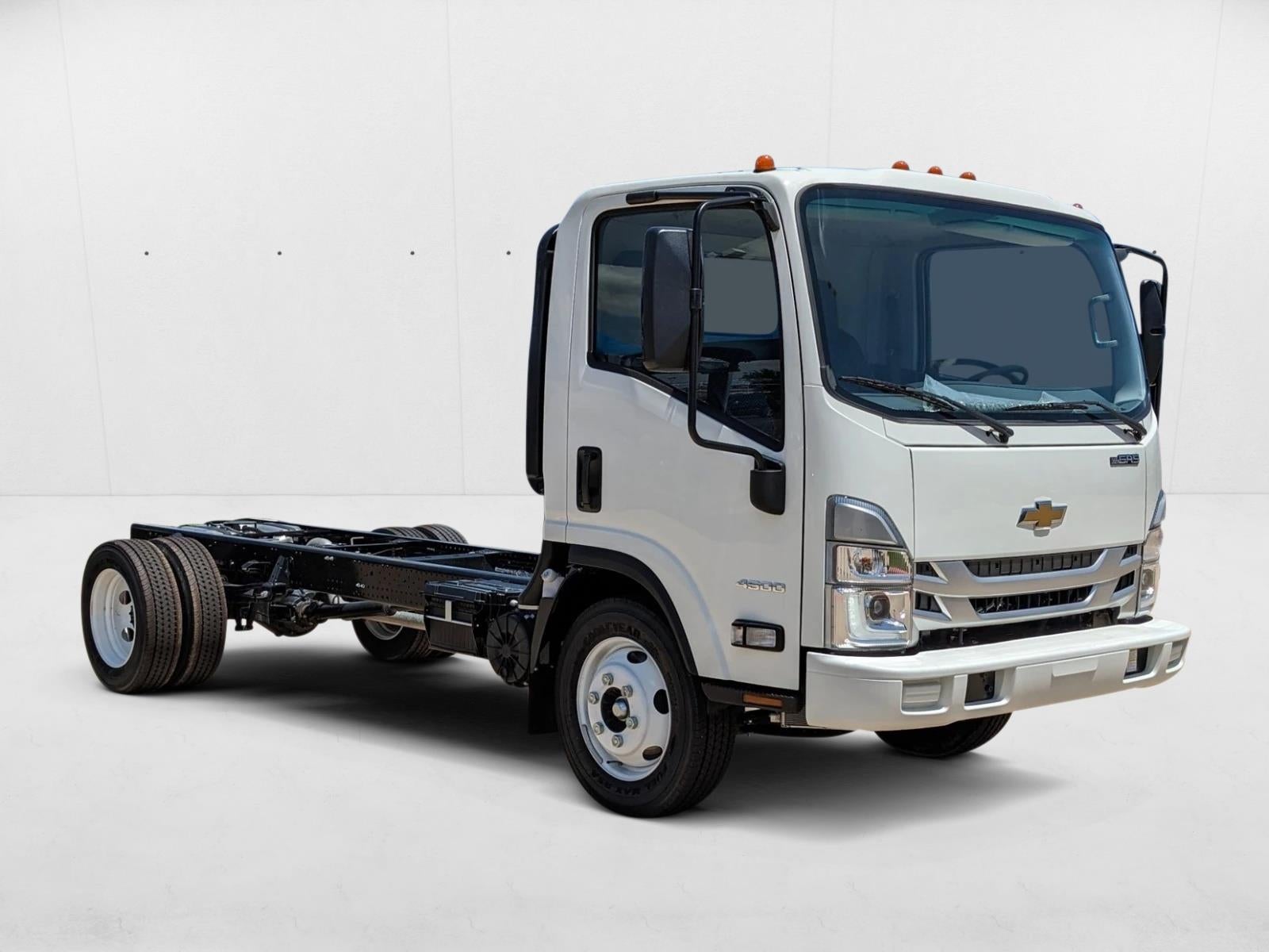 2024 Chevrolet Low Cab Forward 4500 NA
