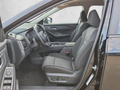 2025 Nissan Rogue SV FWD