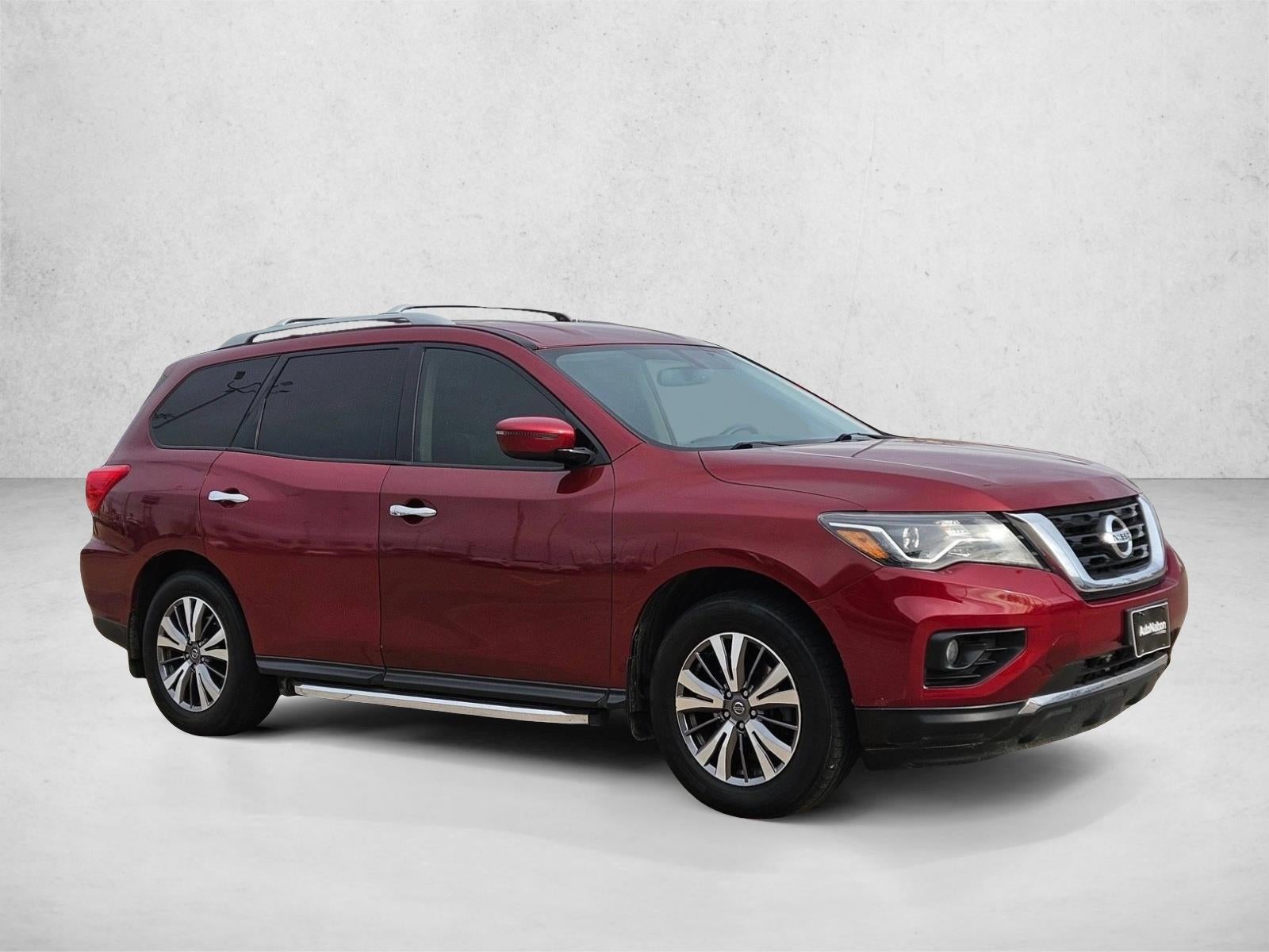 2020 Nissan Pathfinder SV