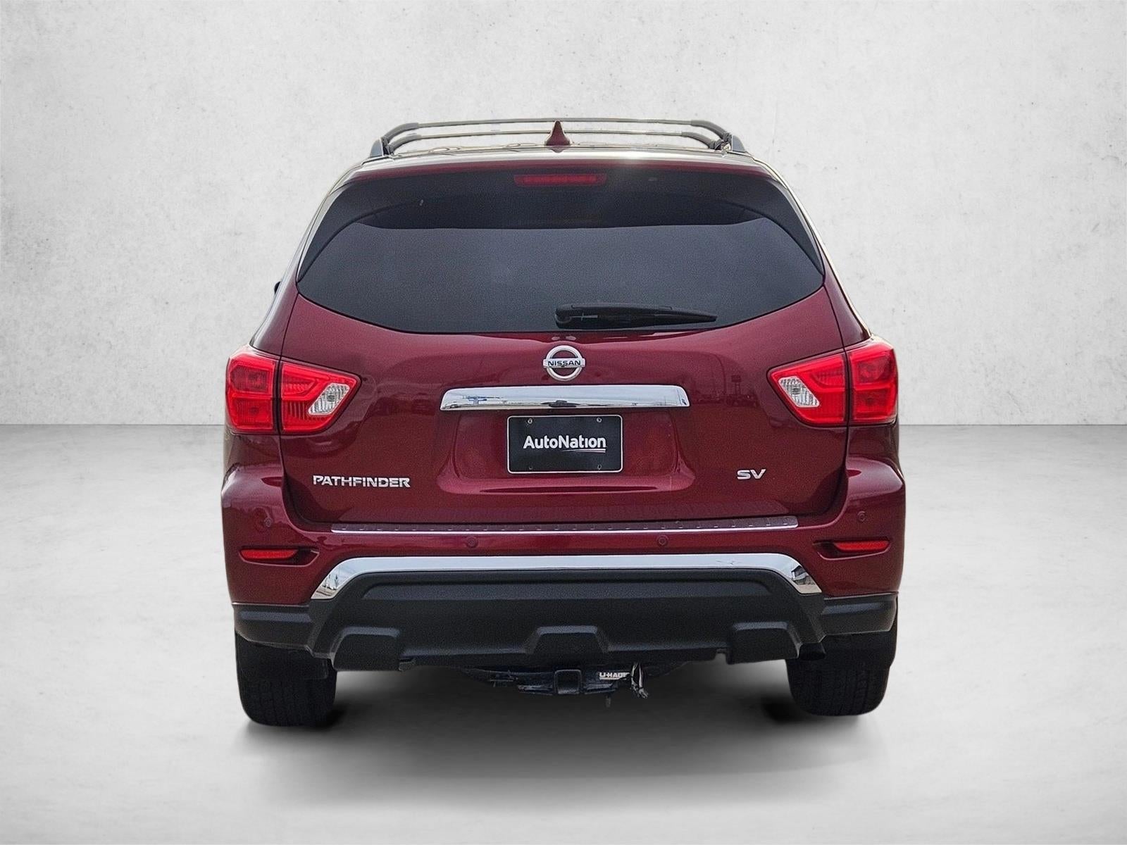 2020 Nissan Pathfinder SV