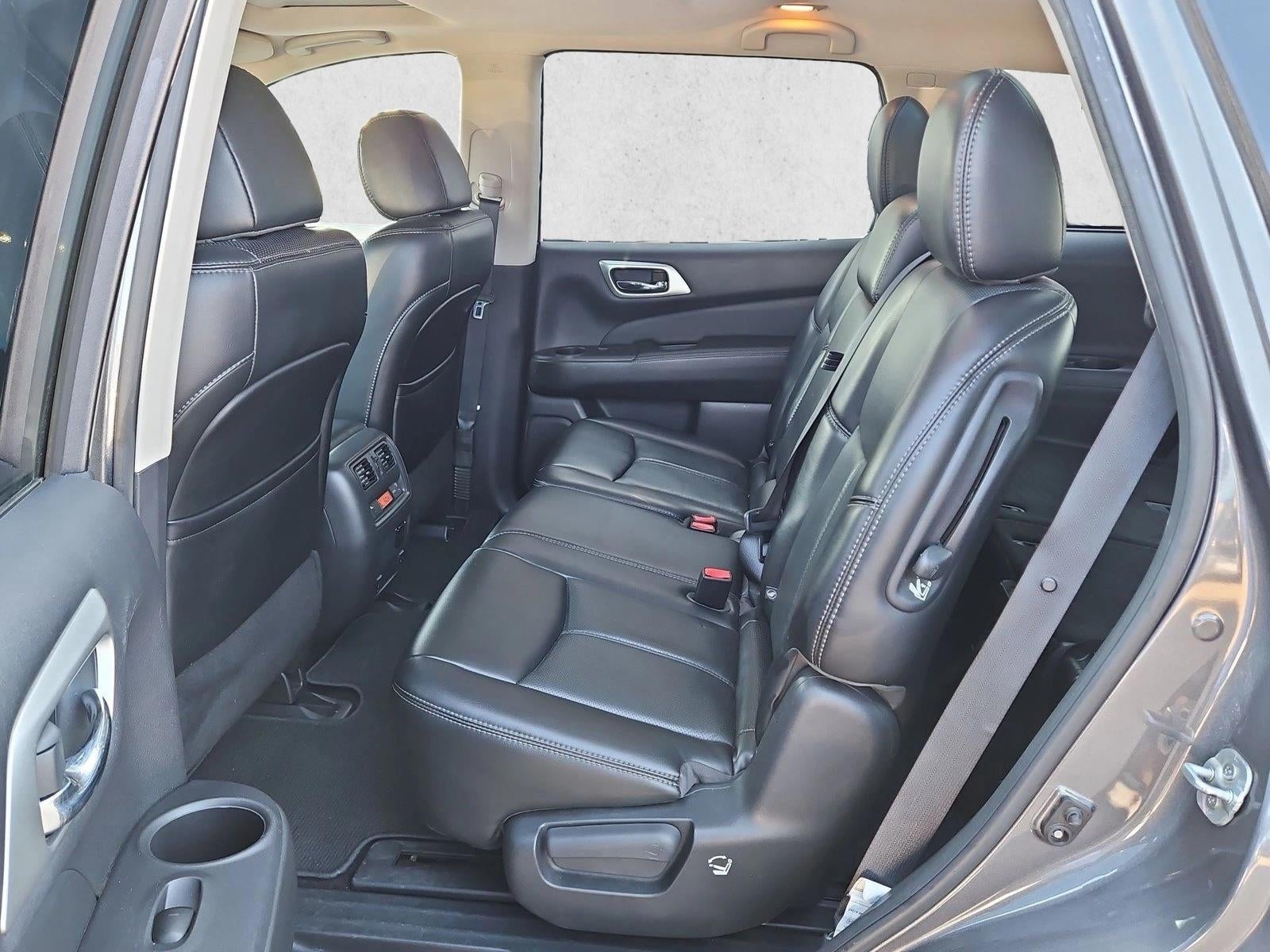 2017 Nissan Pathfinder Platinum