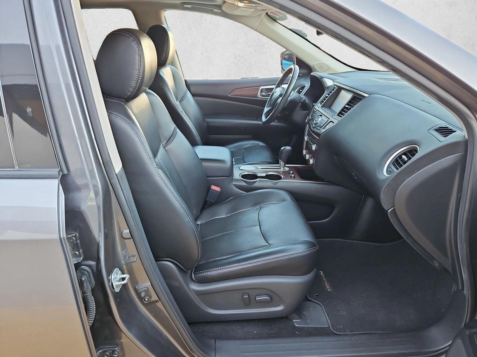 2017 Nissan Pathfinder Platinum