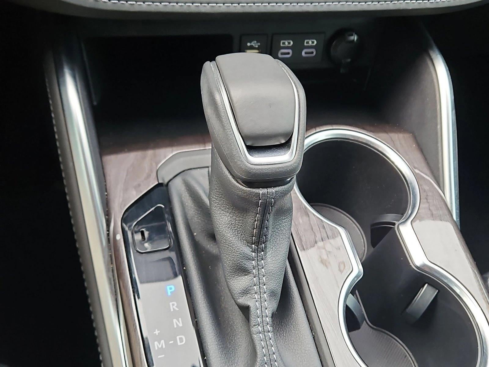 2025 Toyota Highlander LE
