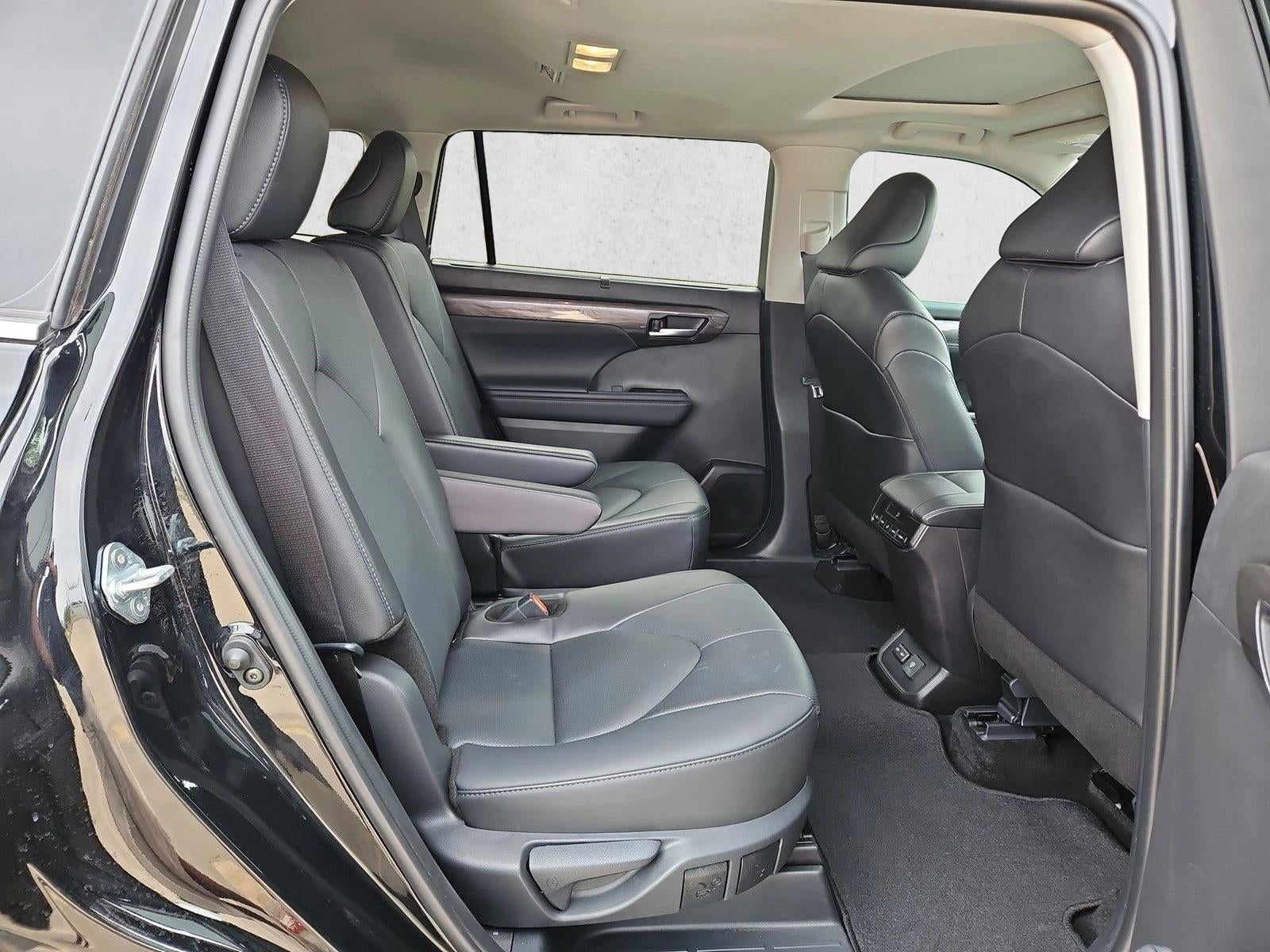 2025 Toyota Highlander LE