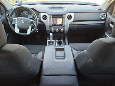 2017 Toyota Tundra 4WD SR5