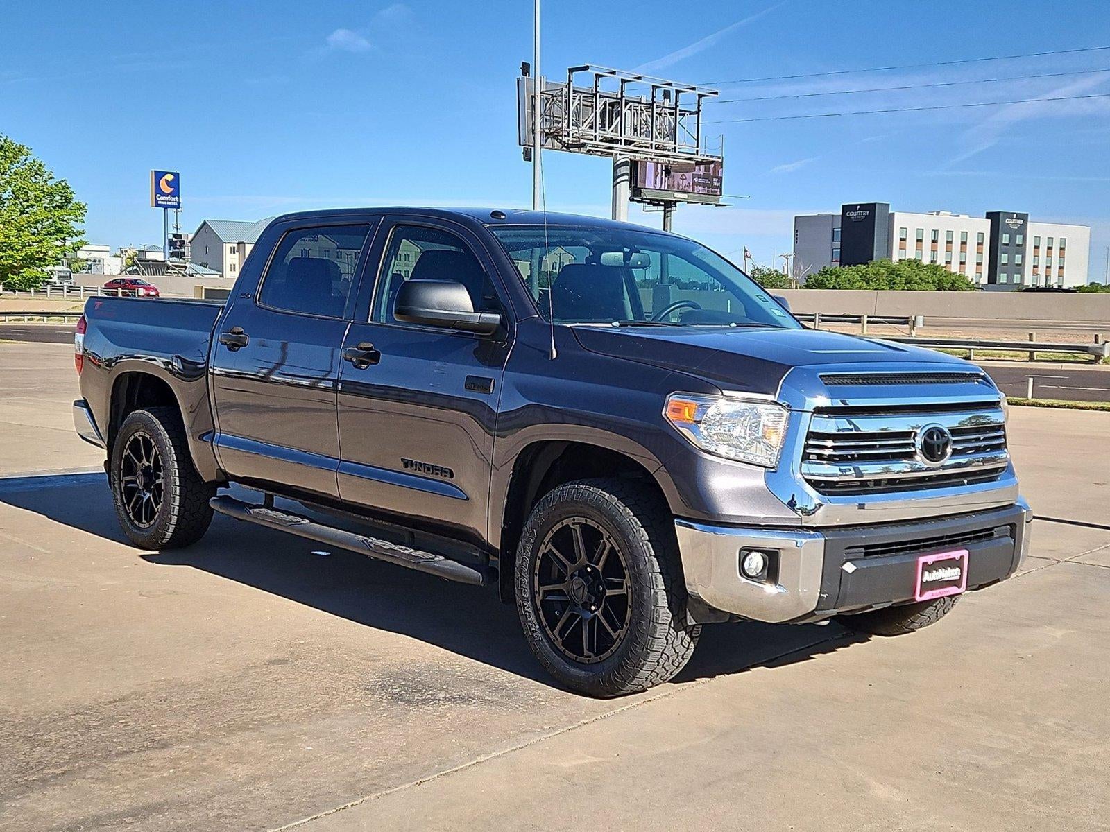 2017 Toyota Tundra 4WD SR5