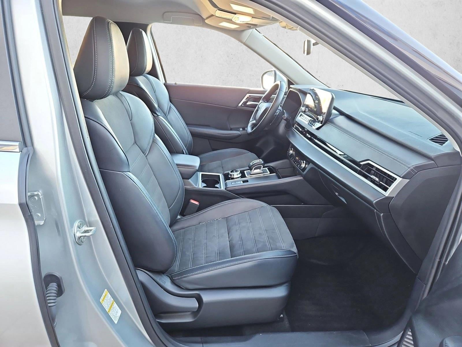 2024 Mitsubishi Outlander SE