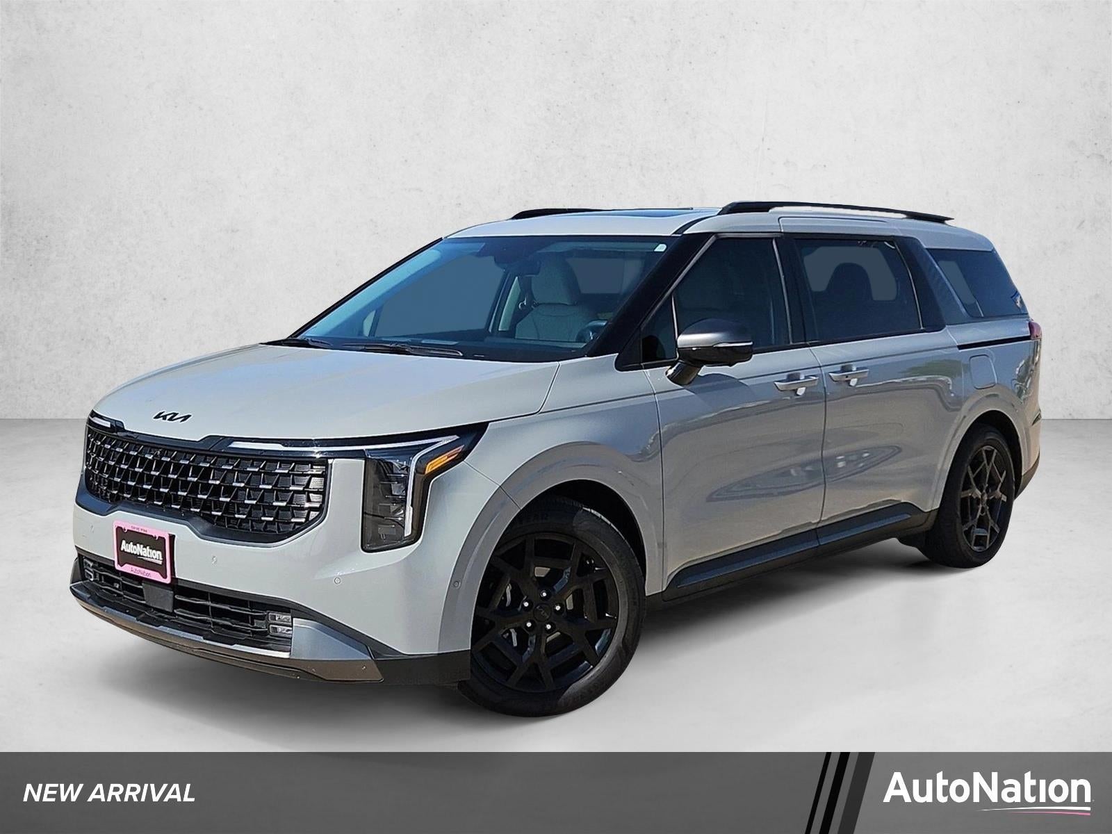 2026 Kia Sedona SX's photo