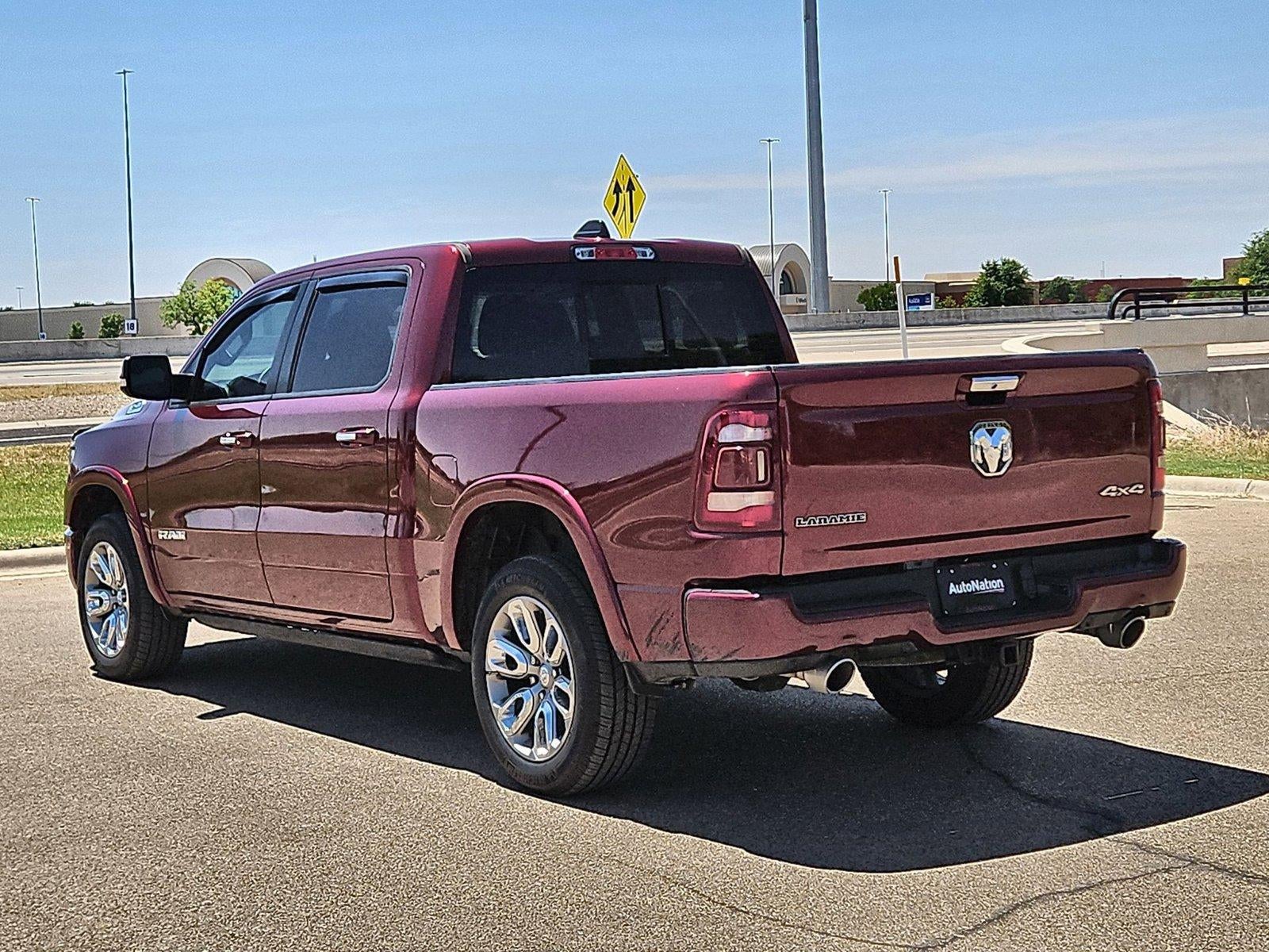 2022 RAM 1500 Laramie Crew Cab 4x4 5'7" Box