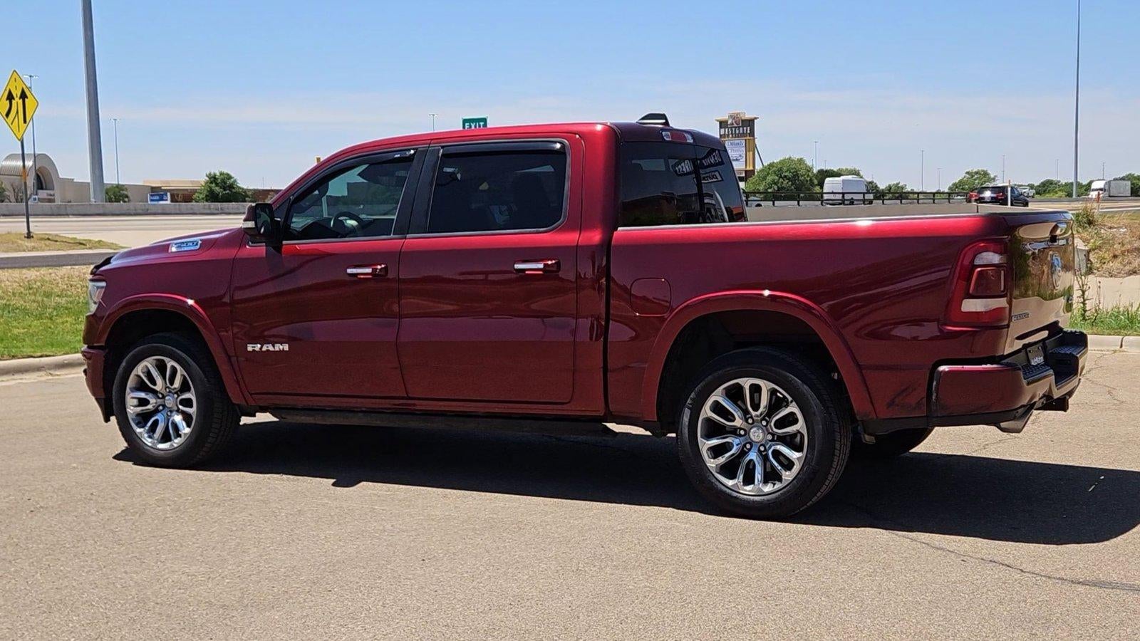 2022 RAM 1500 Laramie Crew Cab 4x4 5'7" Box
