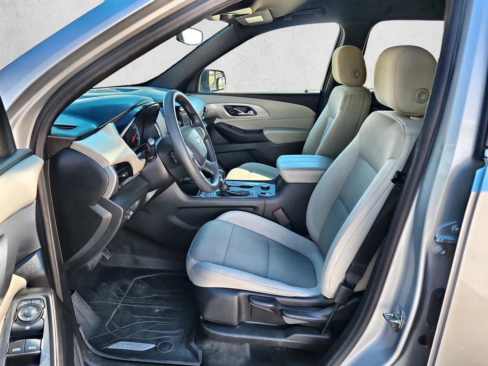 2022 Chevrolet Traverse LS