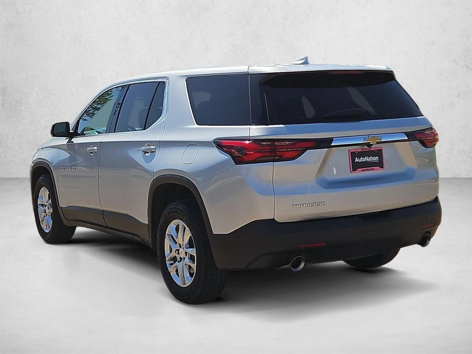 2022 Chevrolet Traverse LS
