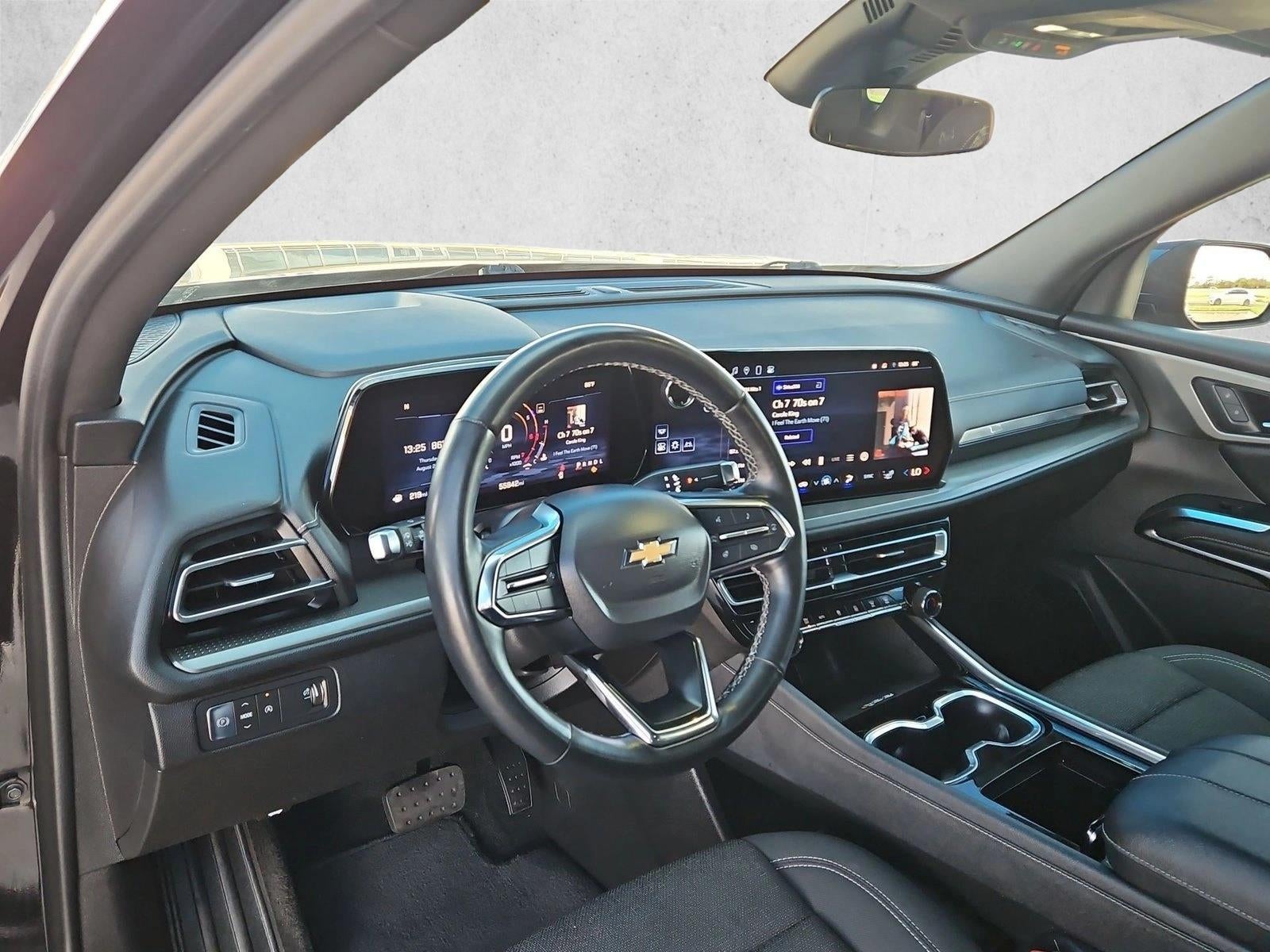 2024 Chevrolet Traverse LT
