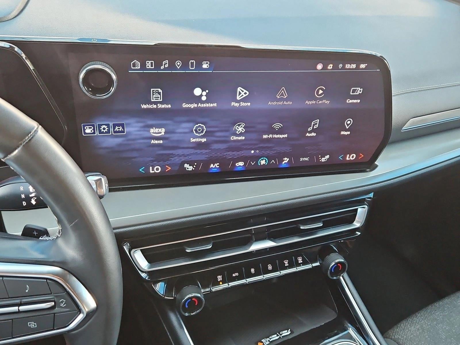2024 Chevrolet Traverse LT