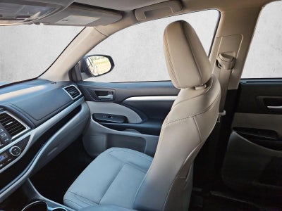 2016 Toyota Highlander XLE